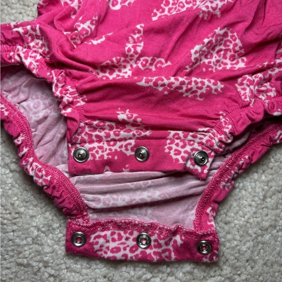 Posh Peanut Pink & white leopard bunnies bubble romper - size 3-6m - Picture 4 of 8